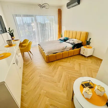 Apartment Horizon Park 23 *